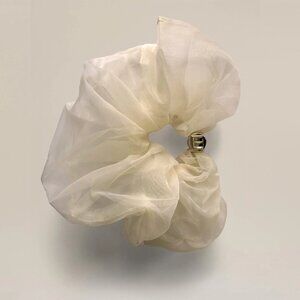 NEW EADEM La Douceur Organza Scrunchie in La Creme